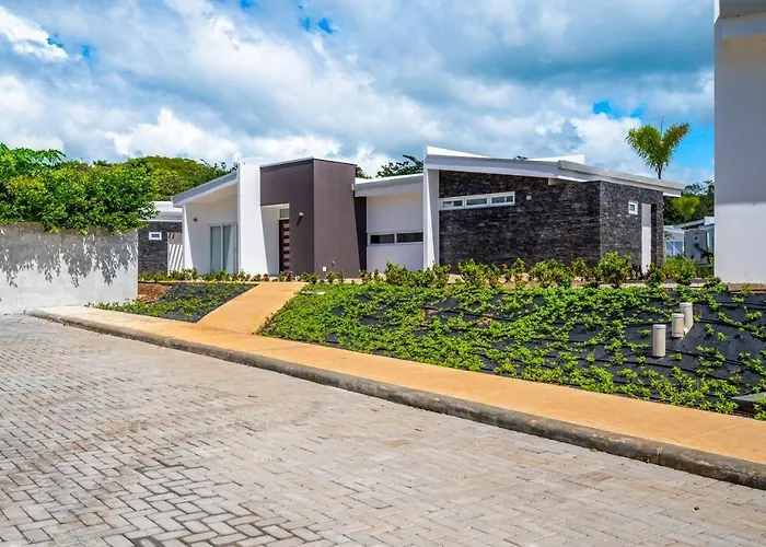 The Enclave A11 * Playa Avellana